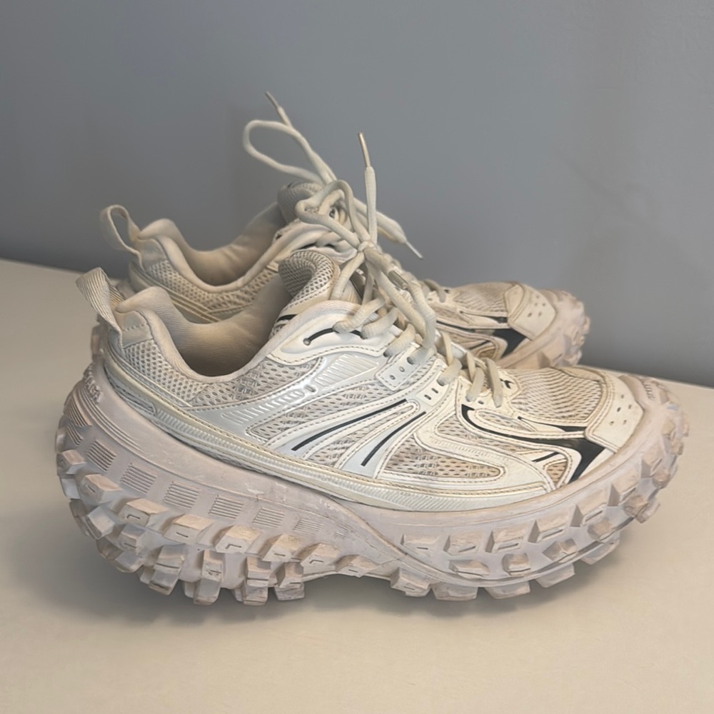 Balenciaga bouncer White Athletic sneaker